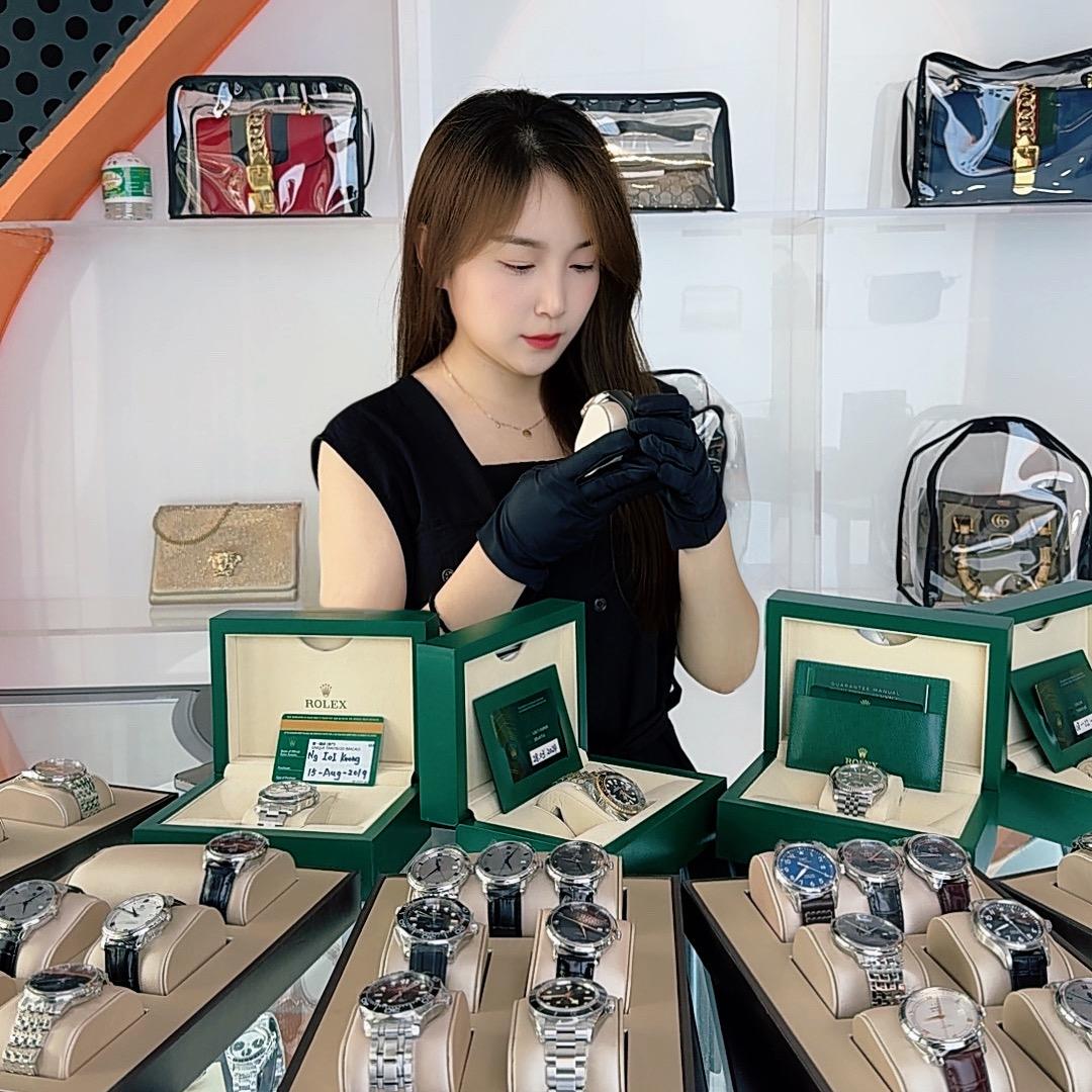 合肥顶奢名表· 静静