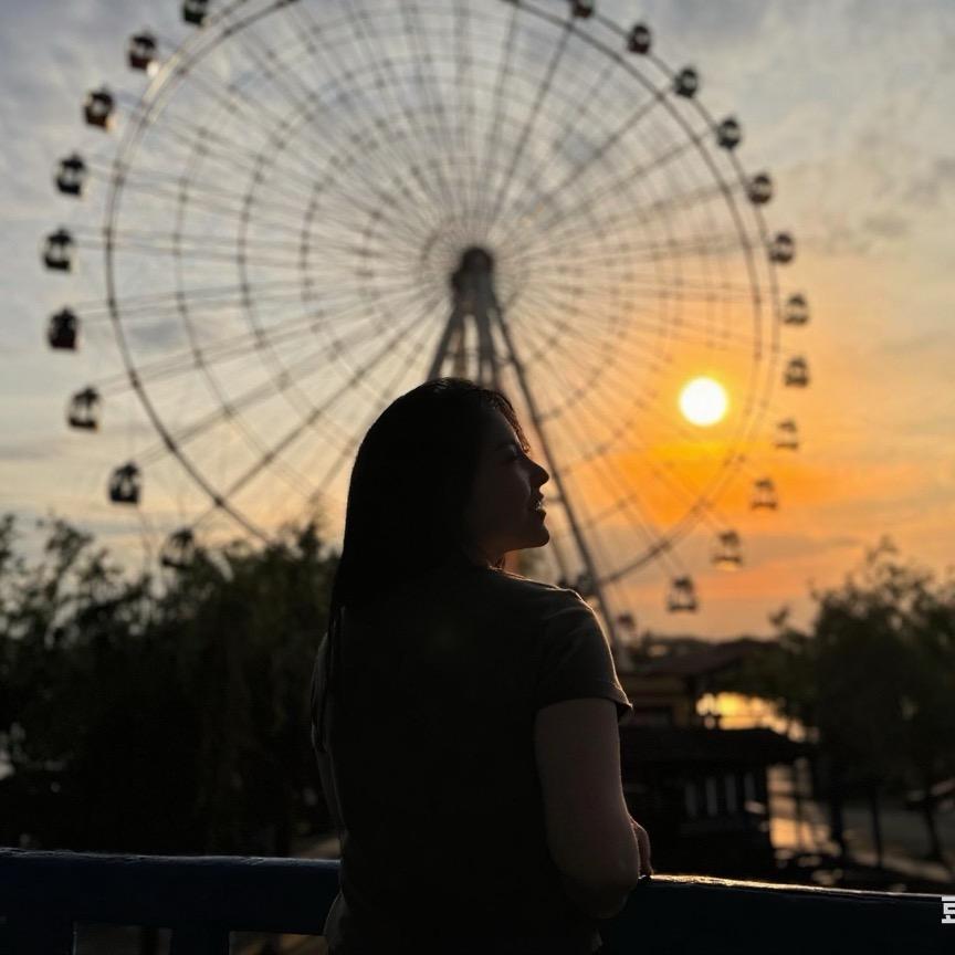 小褚同学｛减肥版🍰🍰｝