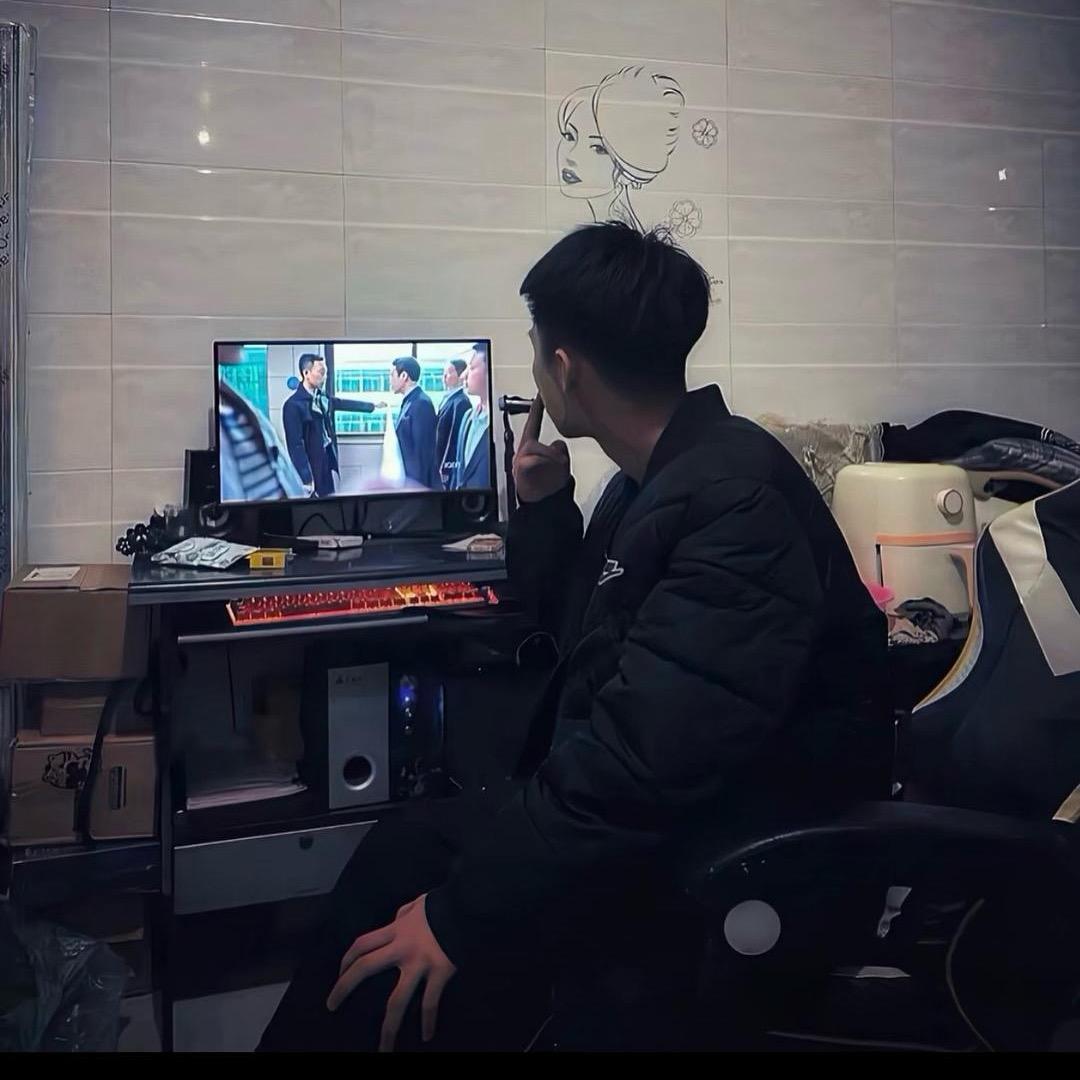 万般努力.