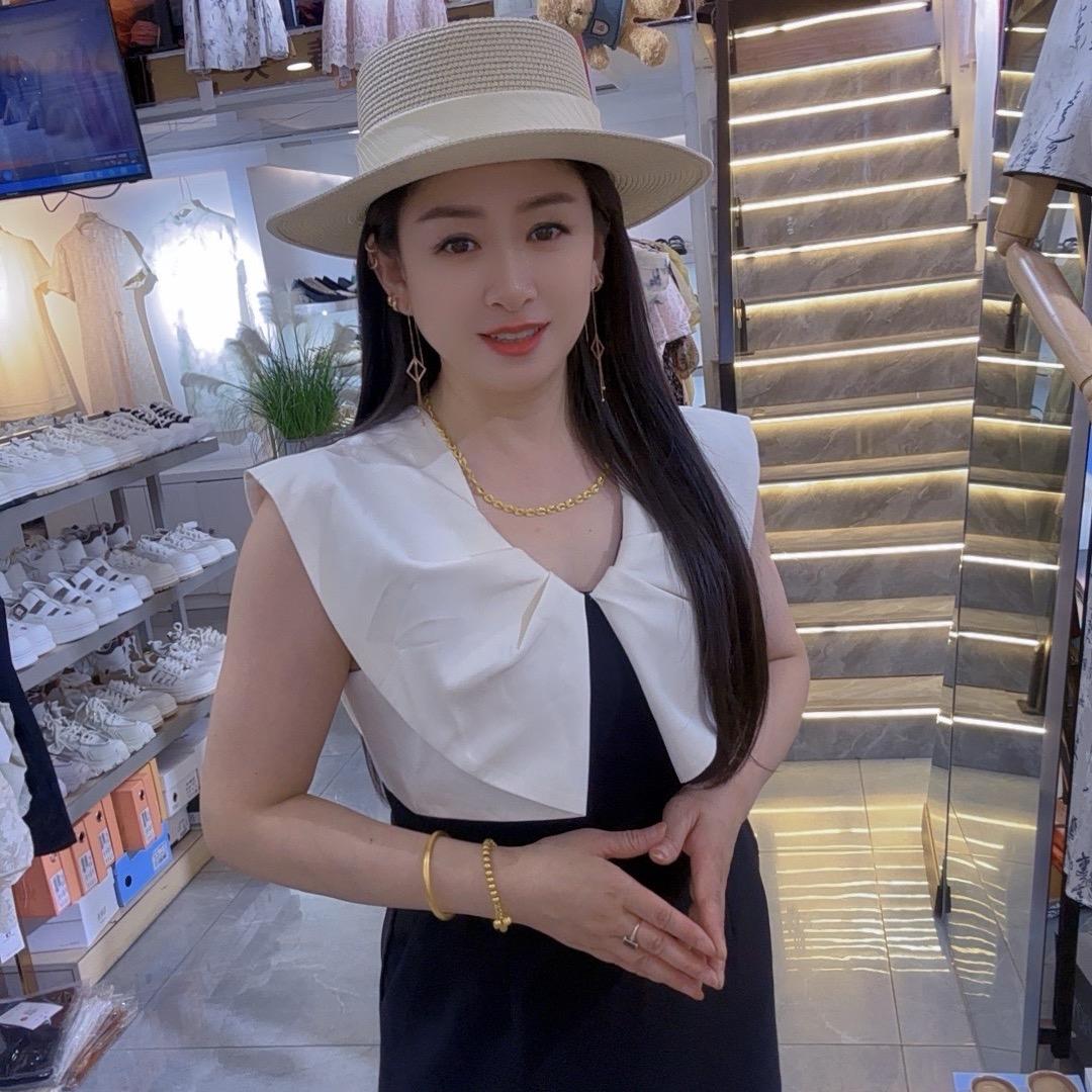 巴黎春天女装店