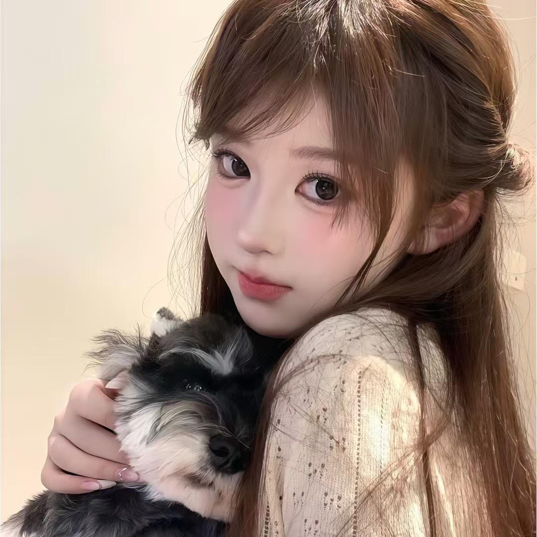 小u小u.