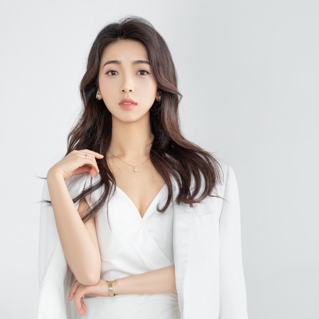花仙朵美业王丹妮