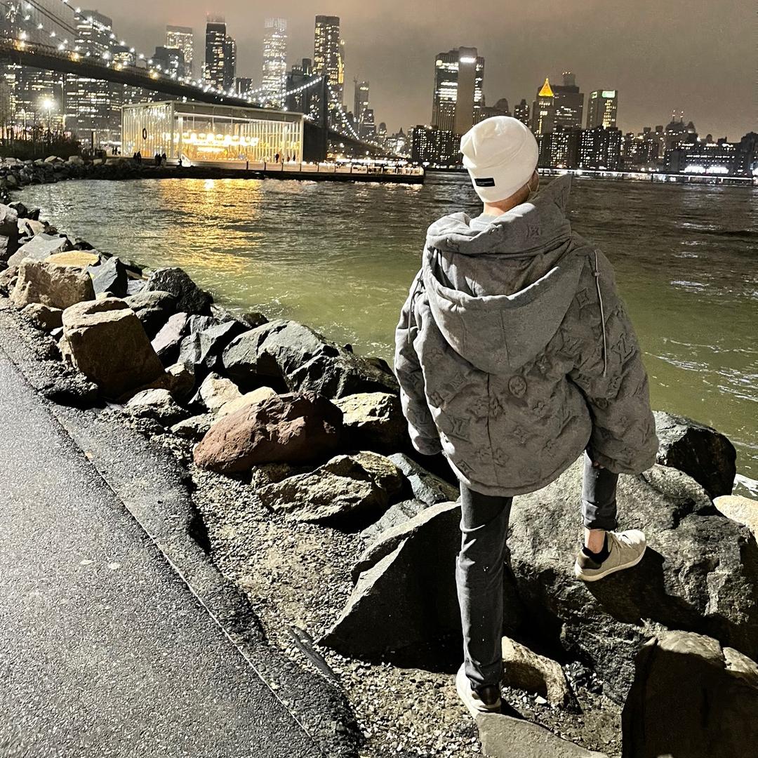 ₳₦ĐⱤɆ₩ Ⱬ.