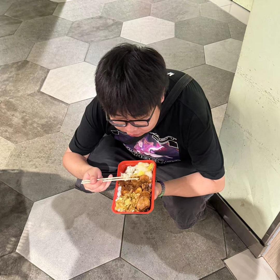 进击的肥仔明