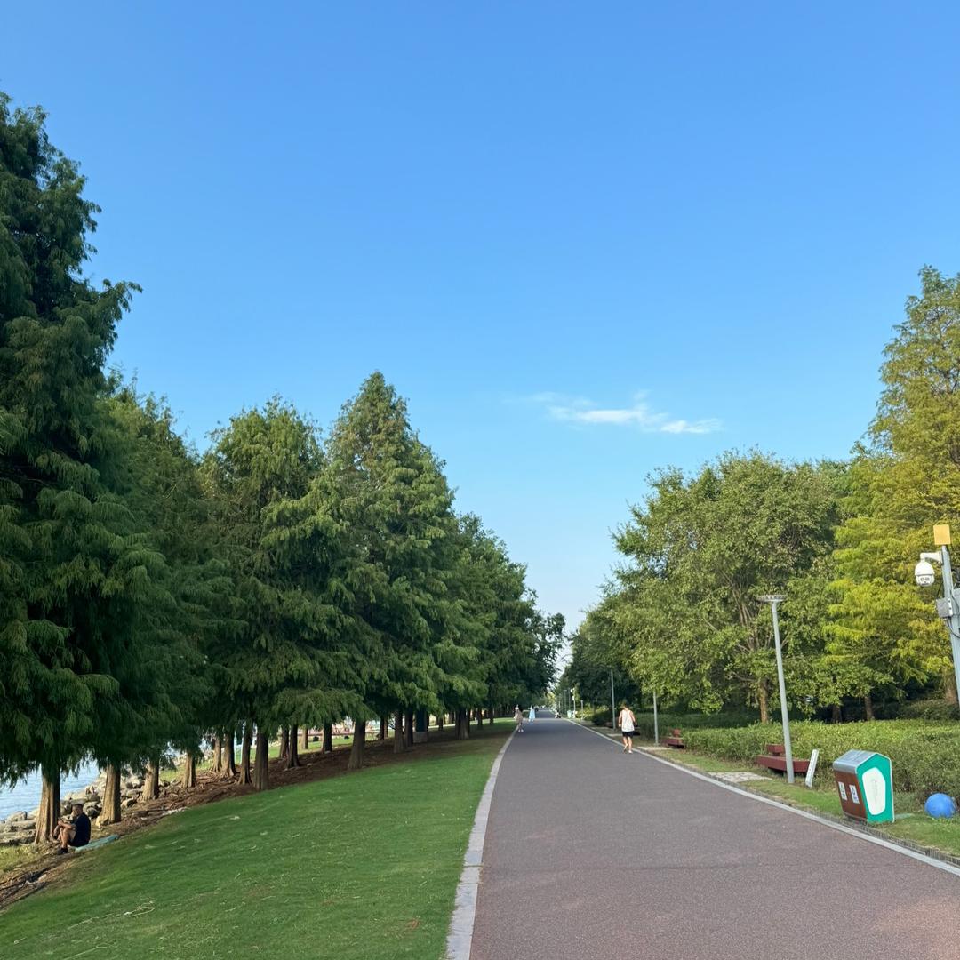 小吴同学