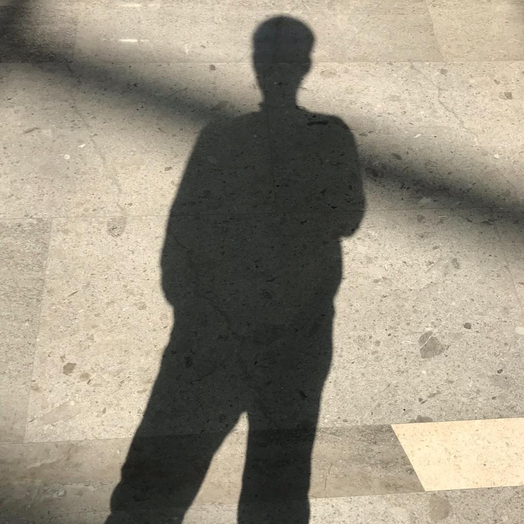 其中一个蓝朋友