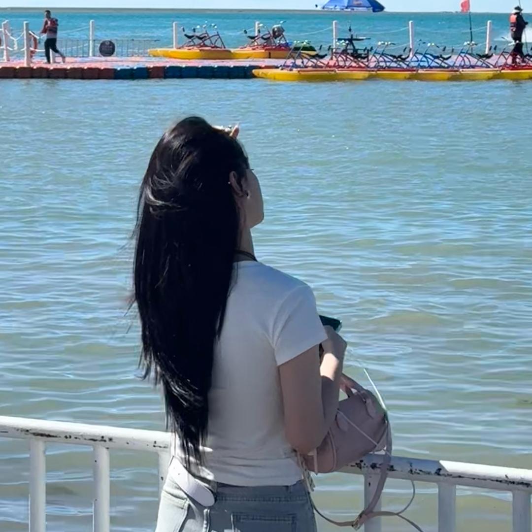琪琪睡不醒.