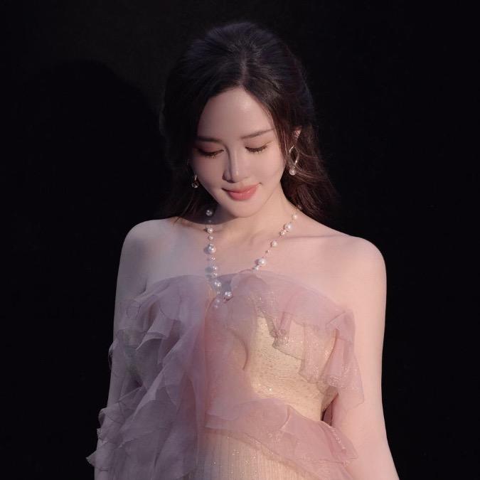 👑盈公主👑5月15日早8点618大场