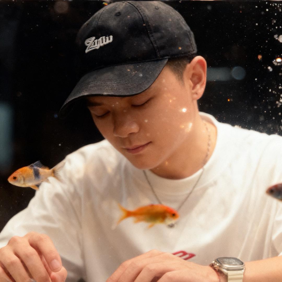 唱快板儿的hbj    .