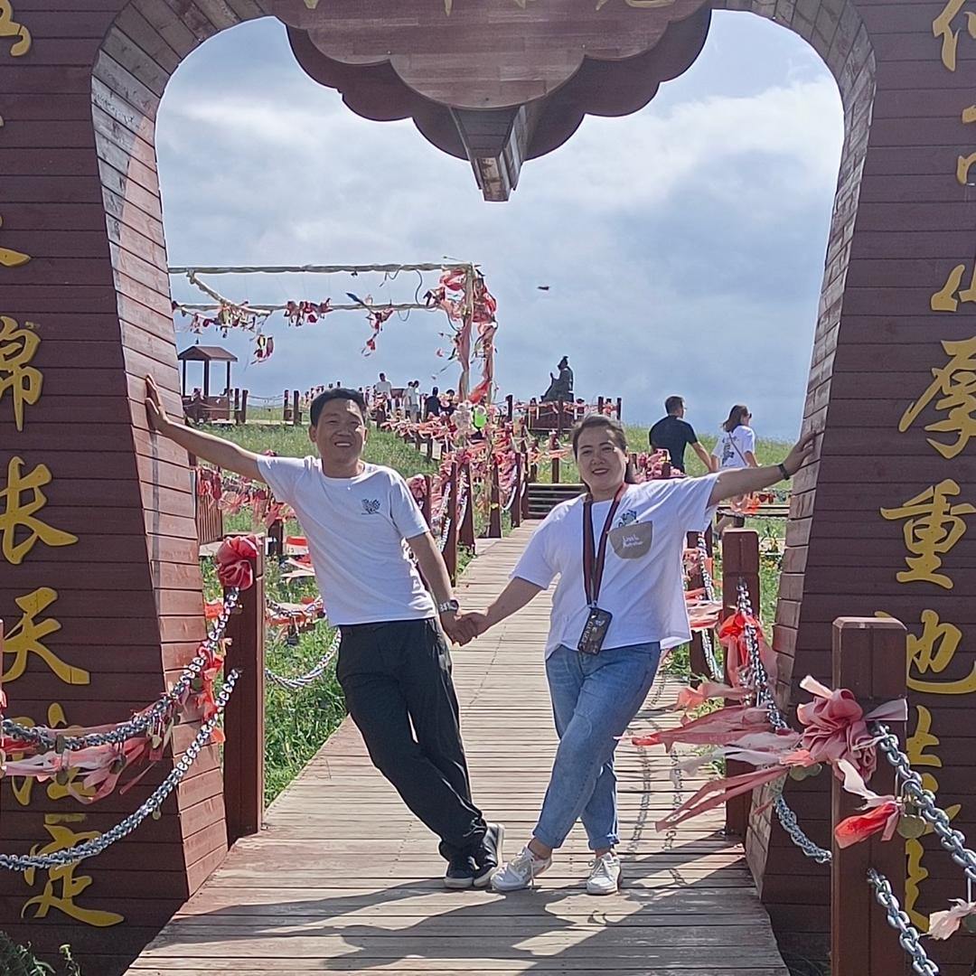 行走的瓶子