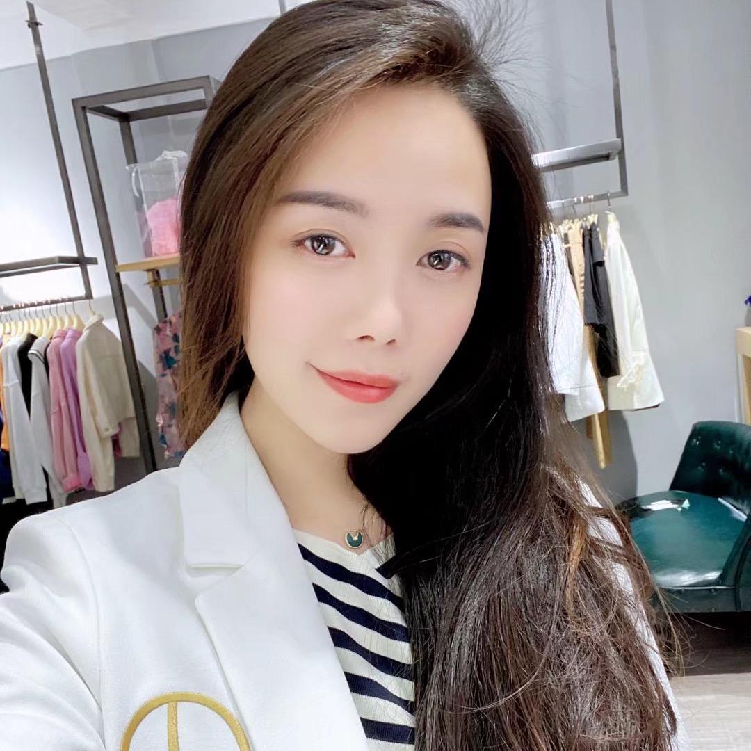 @株洲河西工大西街女王衣柜