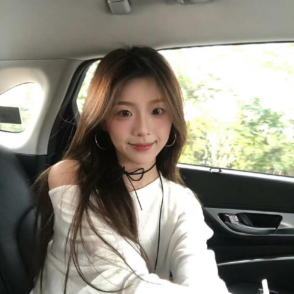 小余y