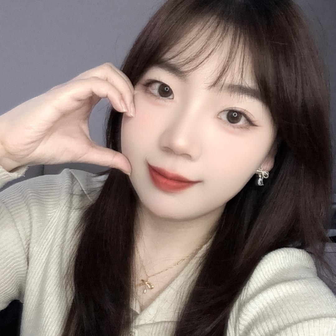 小何很暴躁