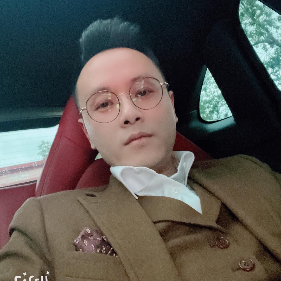 西装豹徒