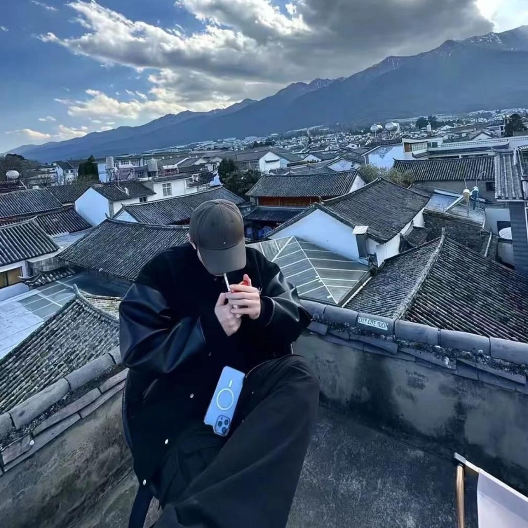 𝓒𝓻𝓪𝔃𝔂