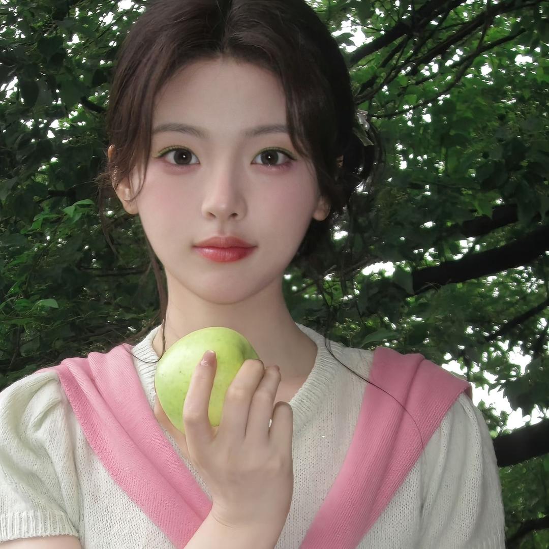 美女也会ᵉᵐᵒ