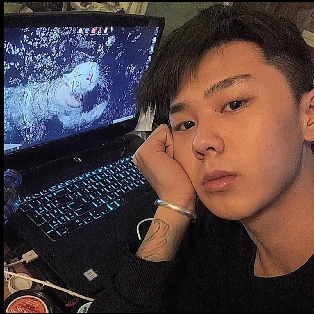 小时候帅过一次