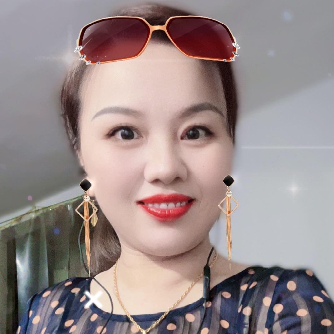 巧姐爱山歌