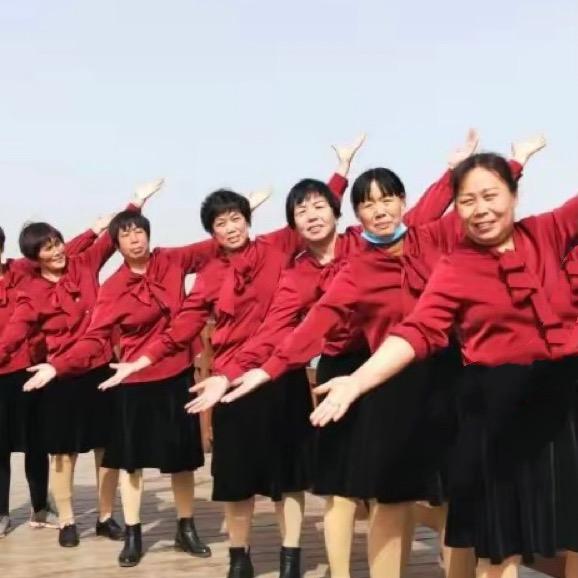 芬姐舞蹈队