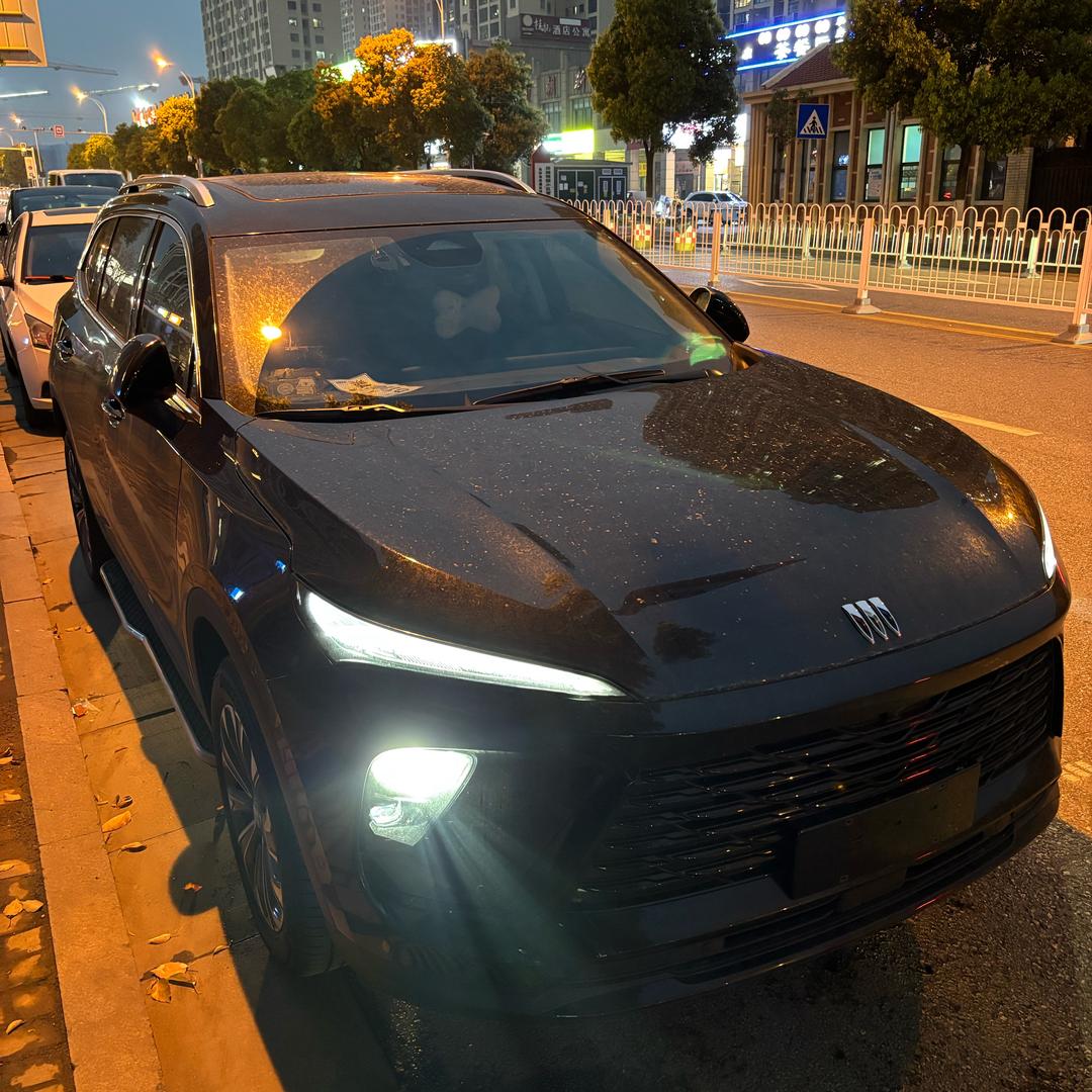 想出去玩的小刘