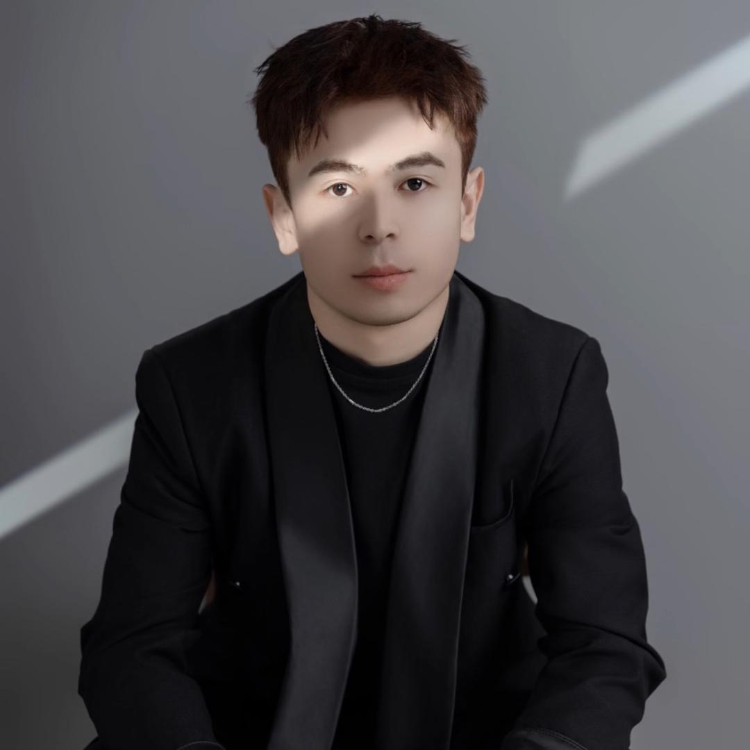 伊犁凯文发型设计师