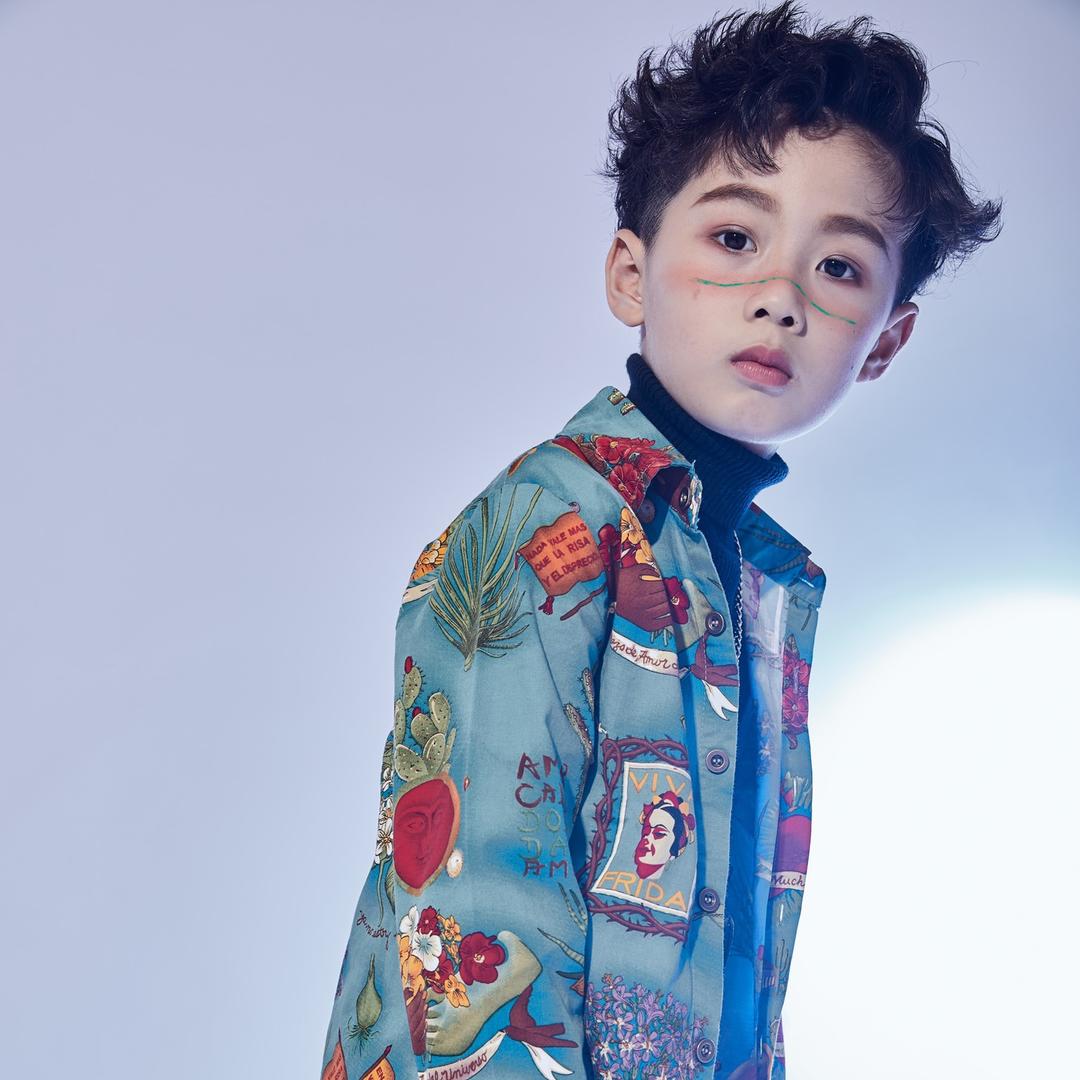 这个头像是恒宇呀👦