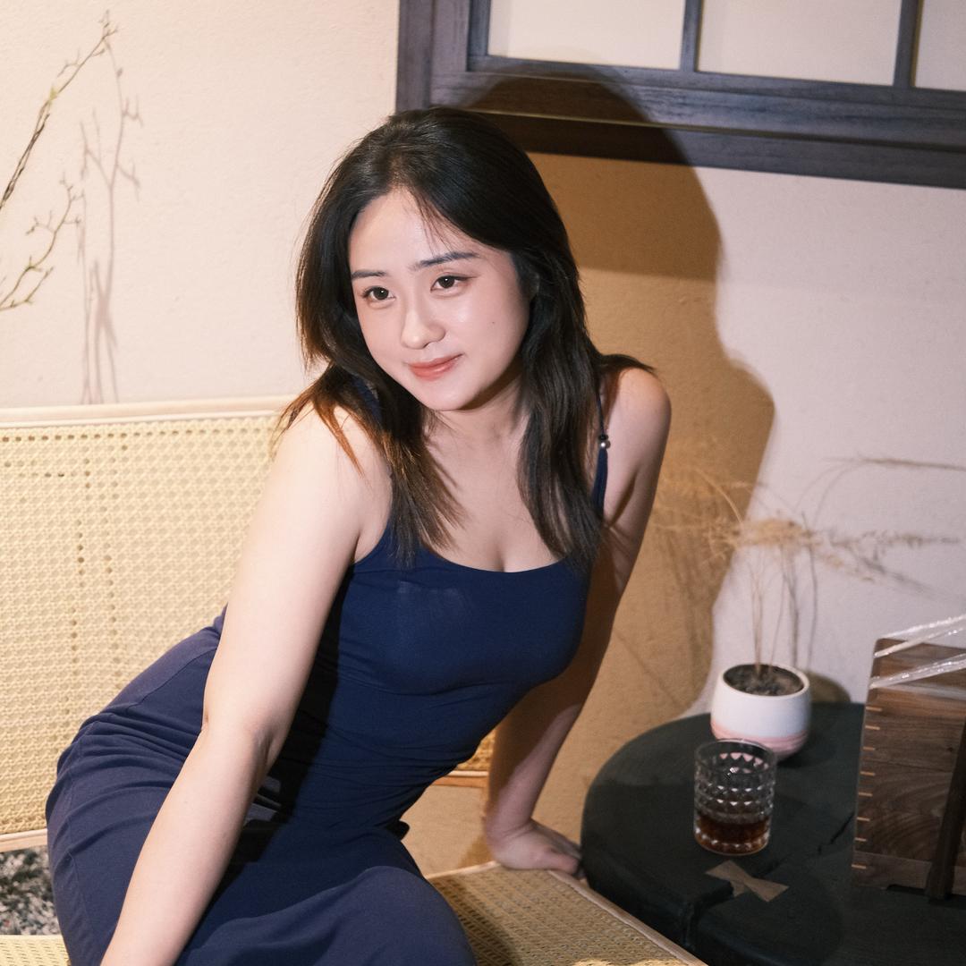 小白.