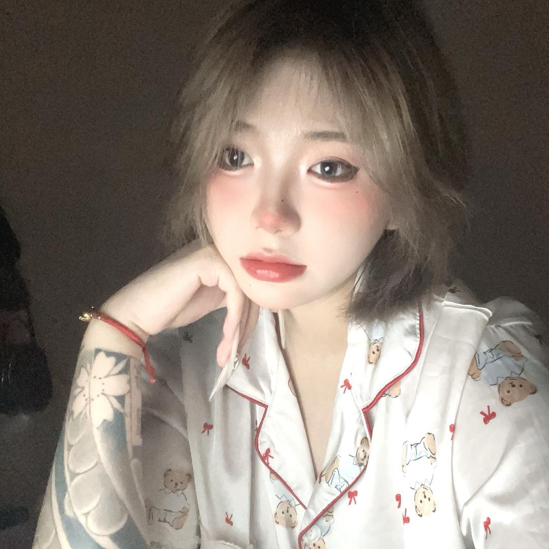 南希.