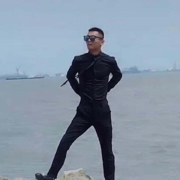 王志成