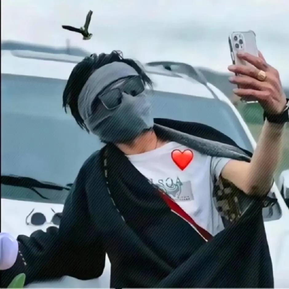 𝓙̤̮𝓪̤̮𝓼̤̮𝓸̤̮𝓷̤̮