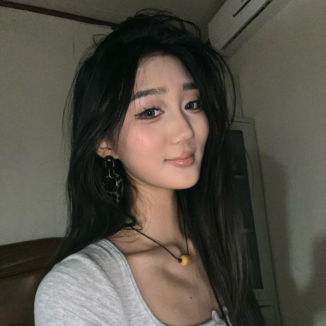 优可里里