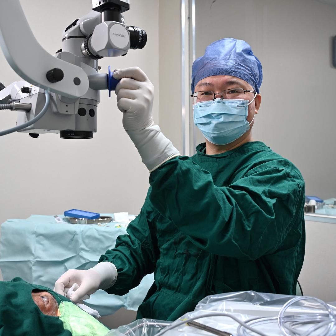 福医大附属协和医院眼科 胡建章