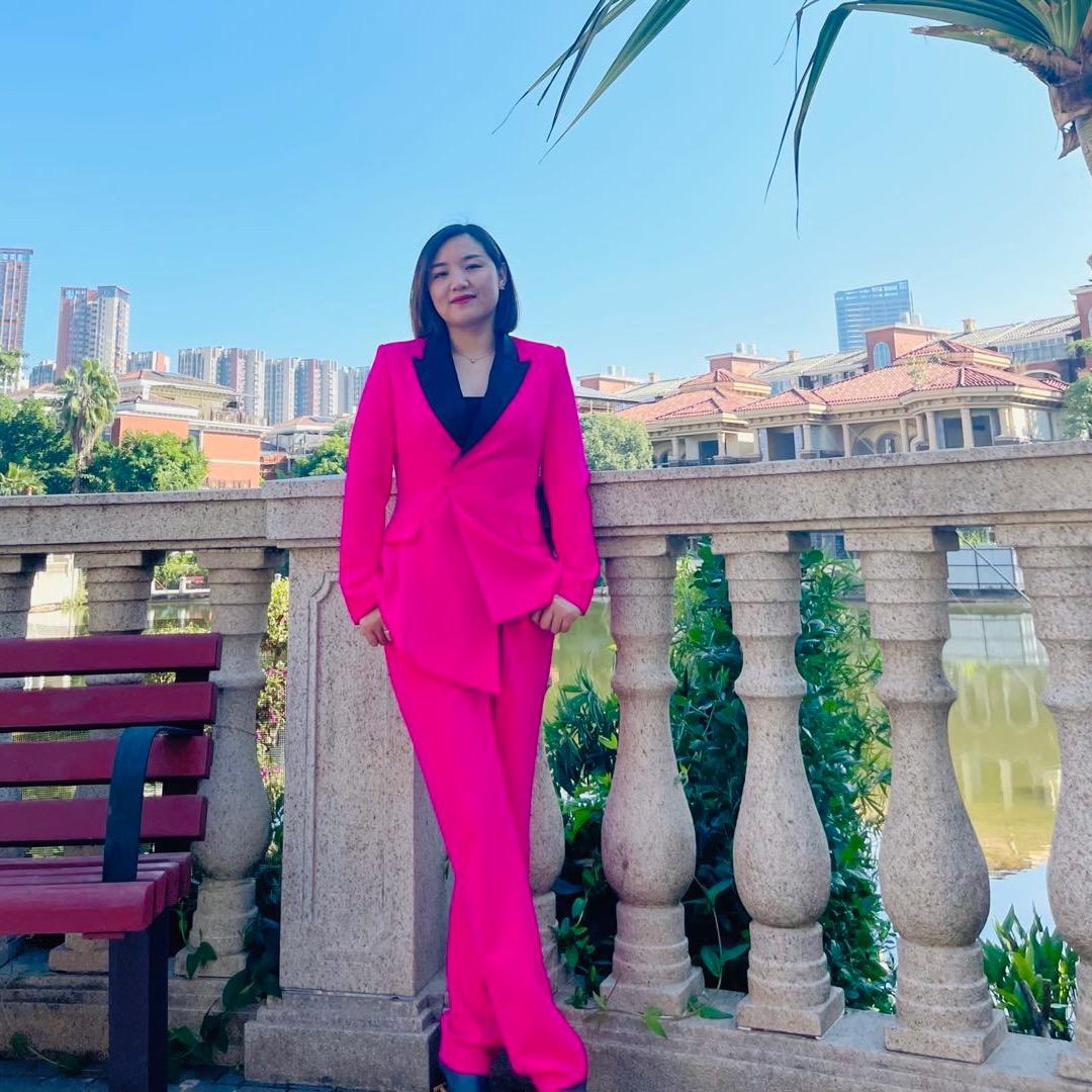 AUOK老板娘^_^五姐