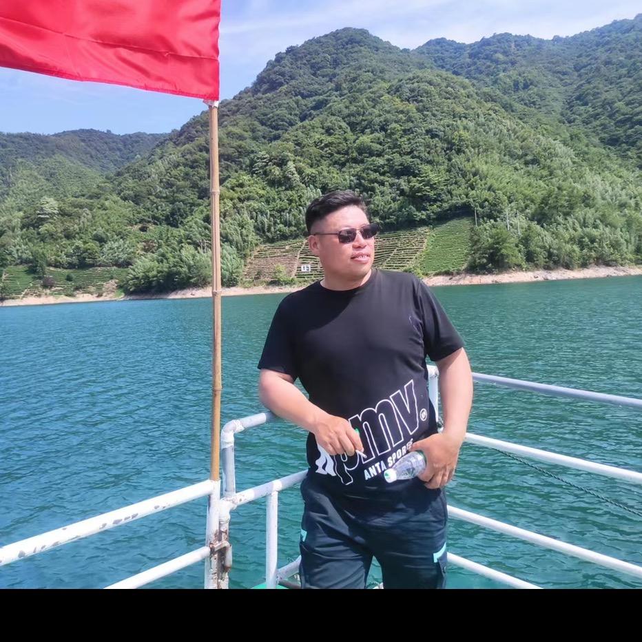 东湖小胖🎤爱唱歌