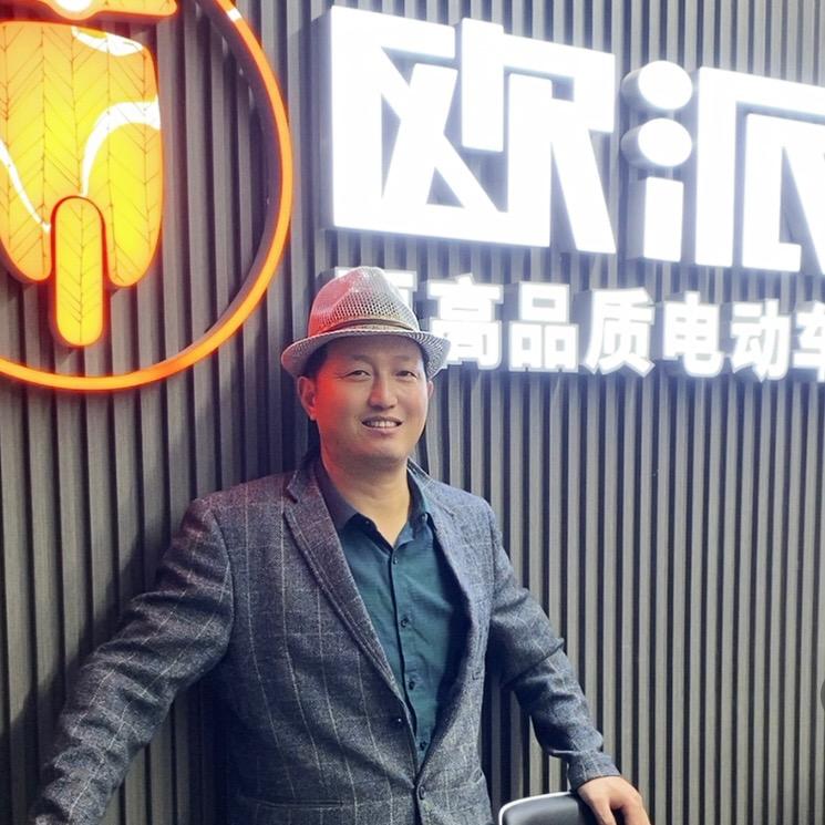 仓集胡歌