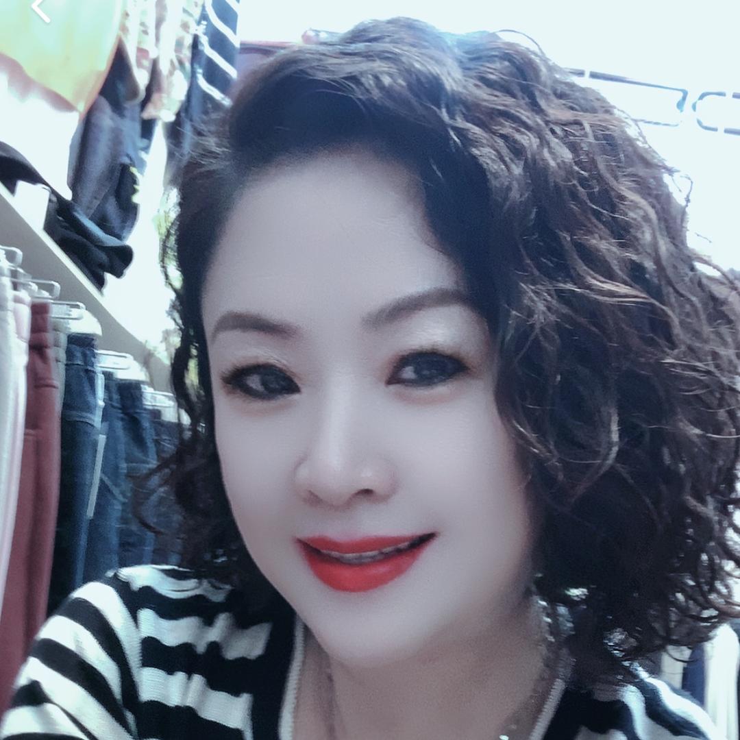 东部阿朵服饰