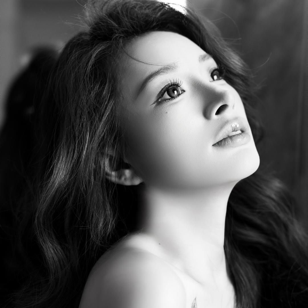 美女是不⁷饭的.