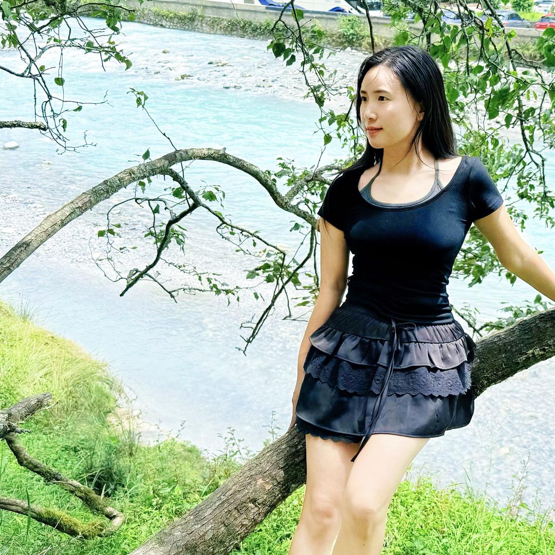 芝麻和黑妹