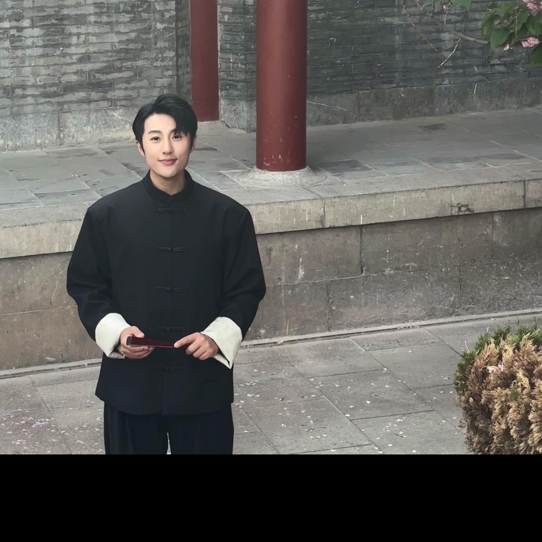 天才小奶龙