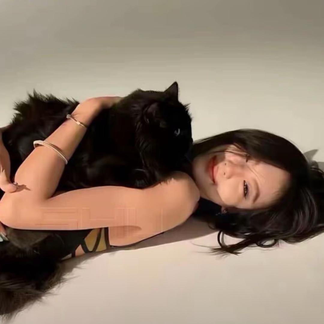 七月^