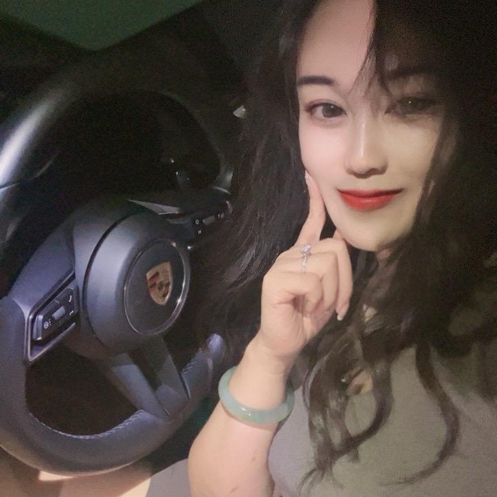 大飞翡翠珠宝「飞嫂」