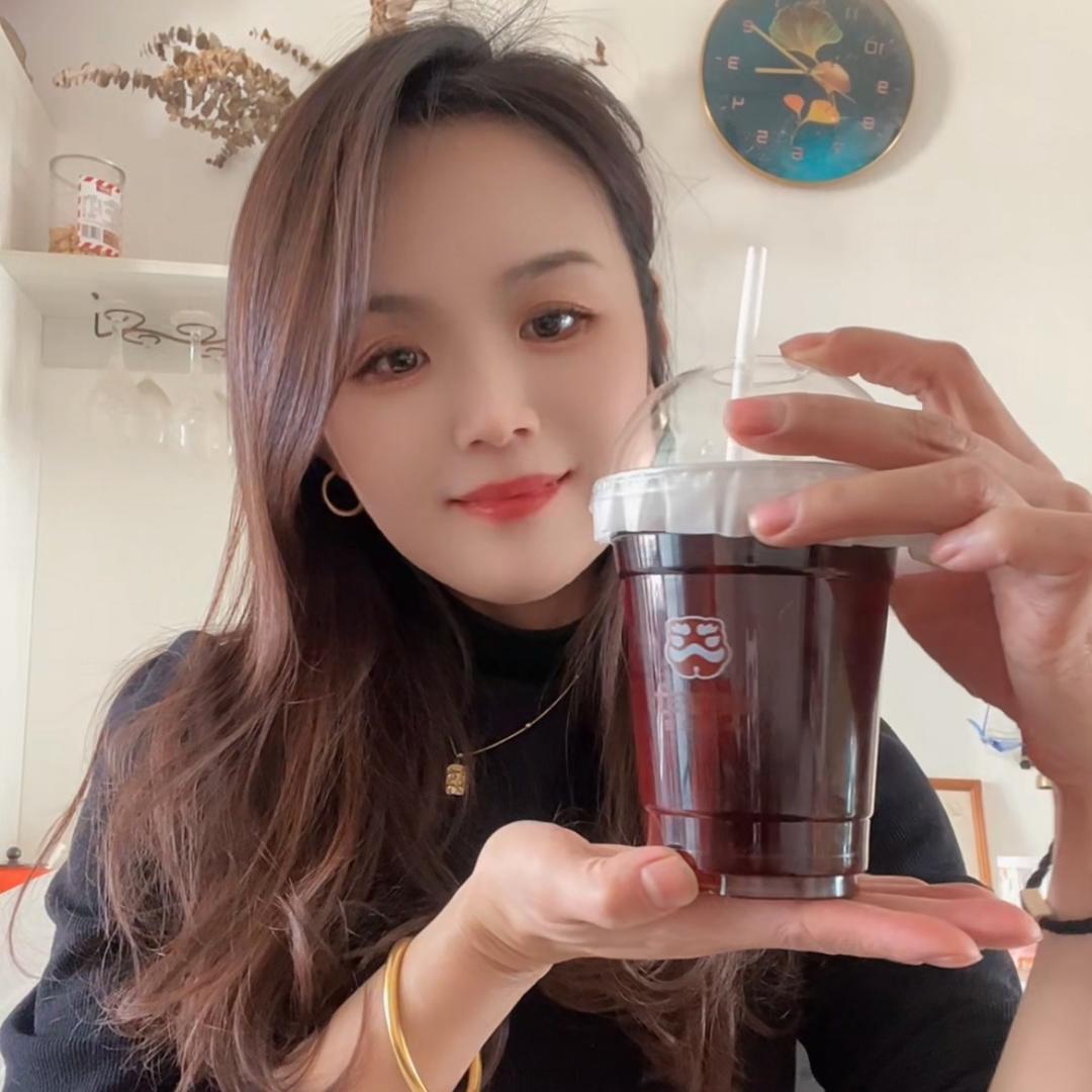 楠楠爱吃