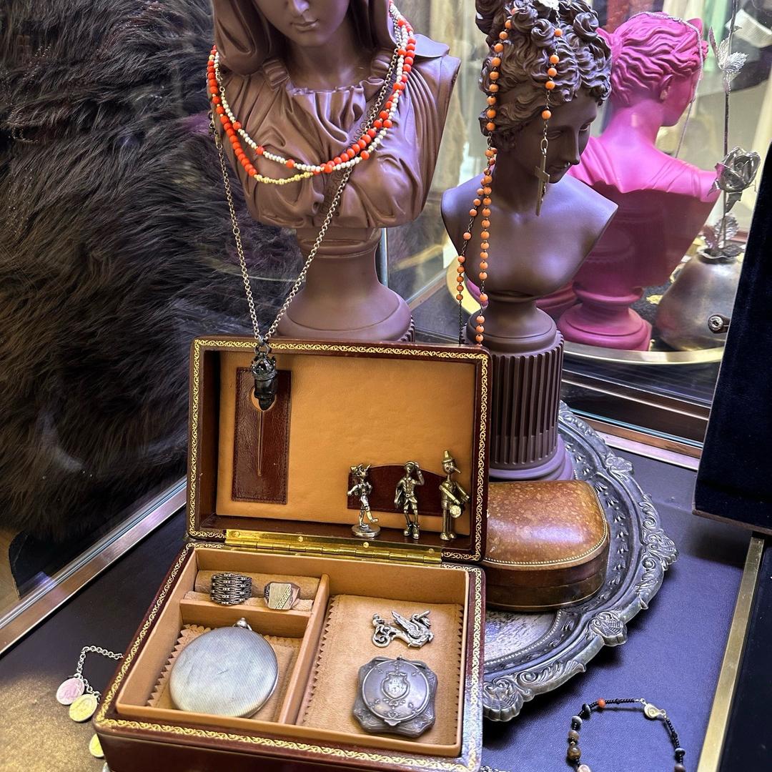 Y2K饰品Vintage Shop