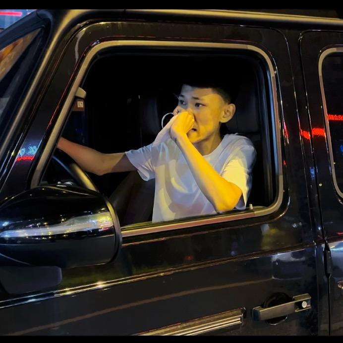 孙然.