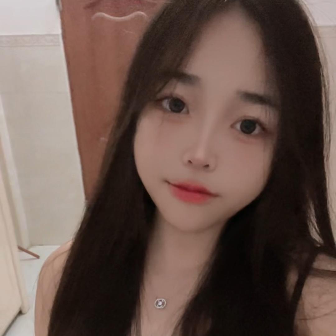 谦莹曈👩‍❤️‍💋‍👨