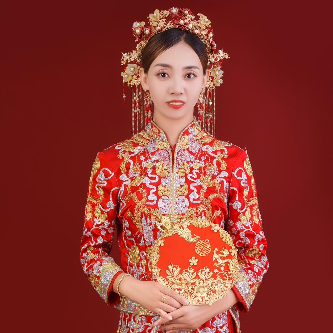 桥旁彼岸花