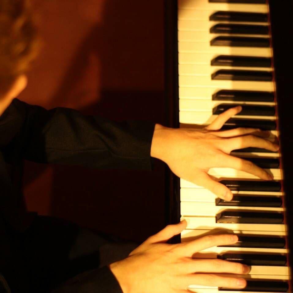 米迦尔音乐宋老师