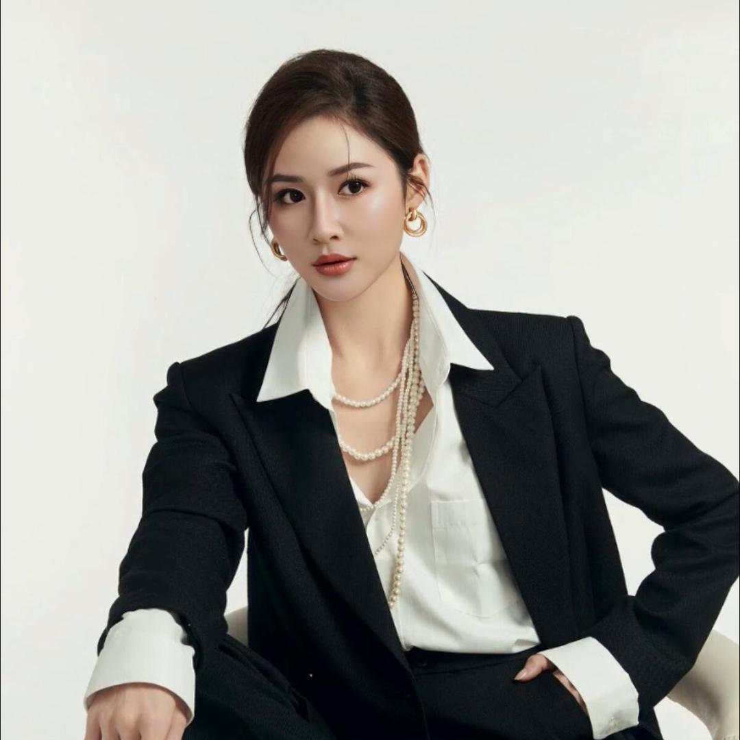深圳小七高定服饰