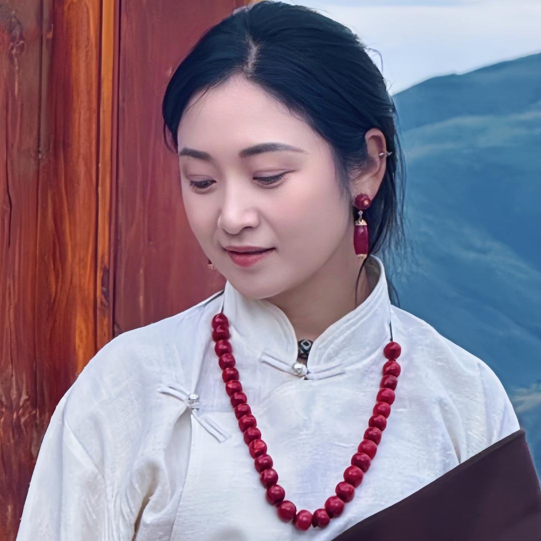 至纯秋措小号