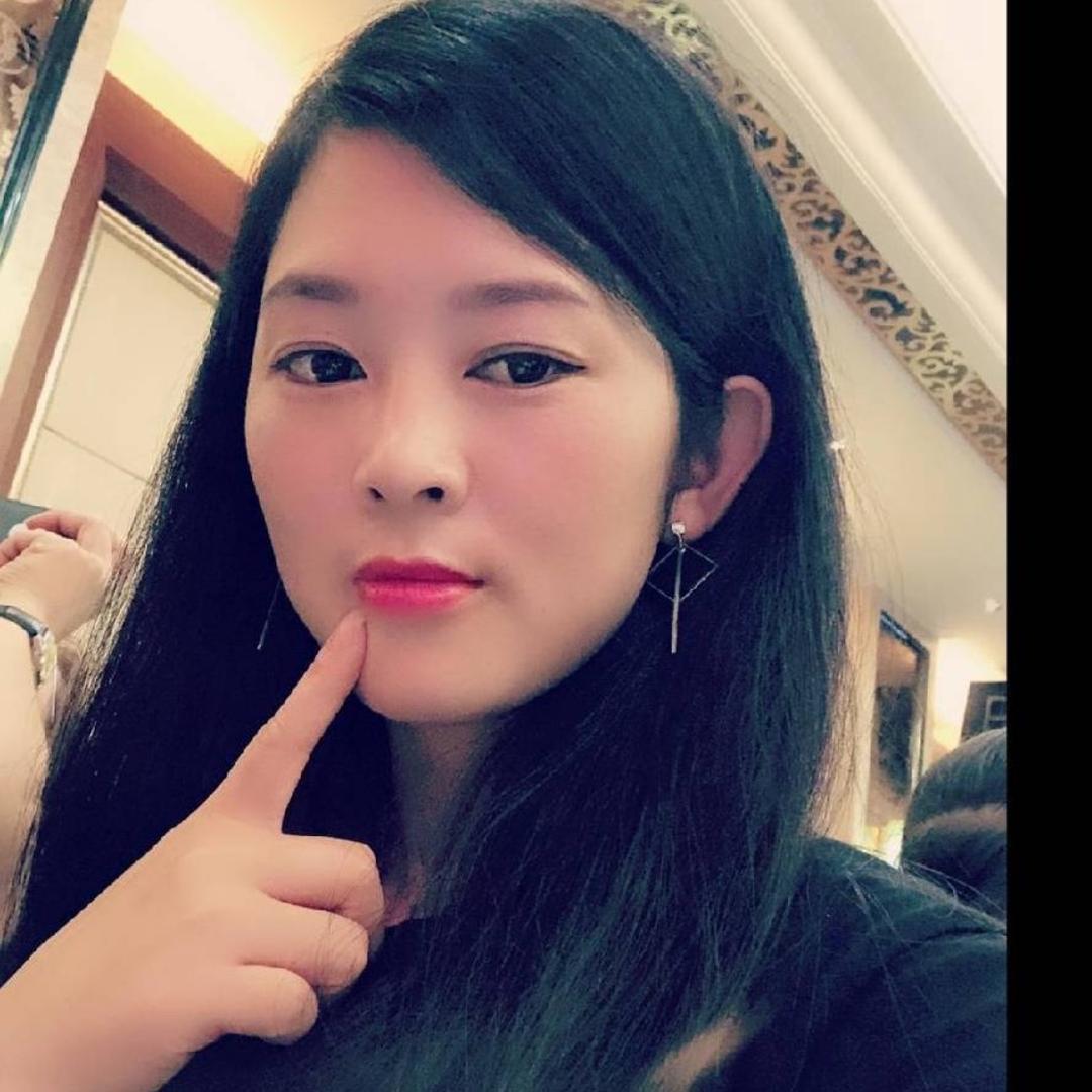 玲玲吖